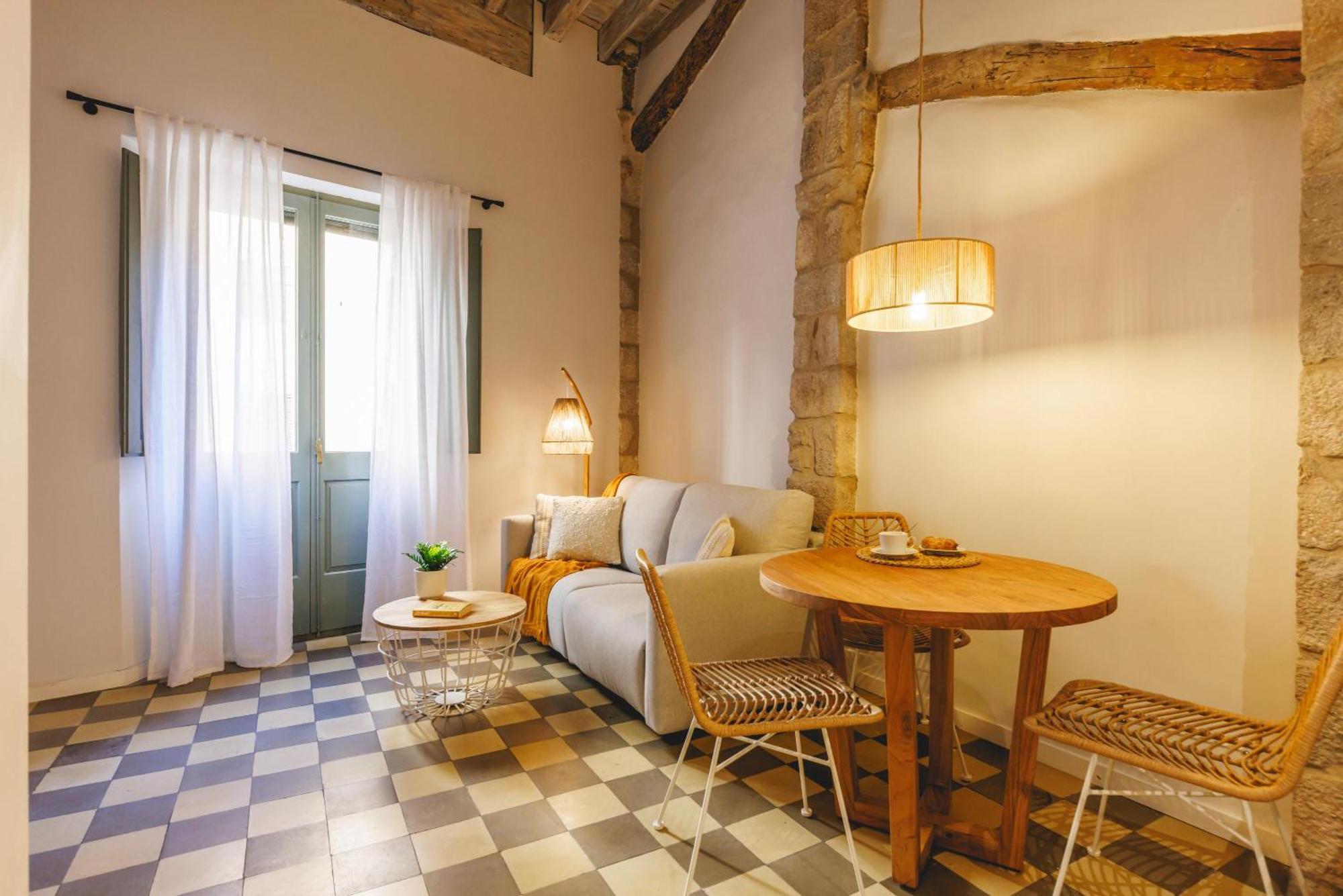 Bravissimo Calderers La Lleona, Heart Of The Barri Vell Appartamento Girona
