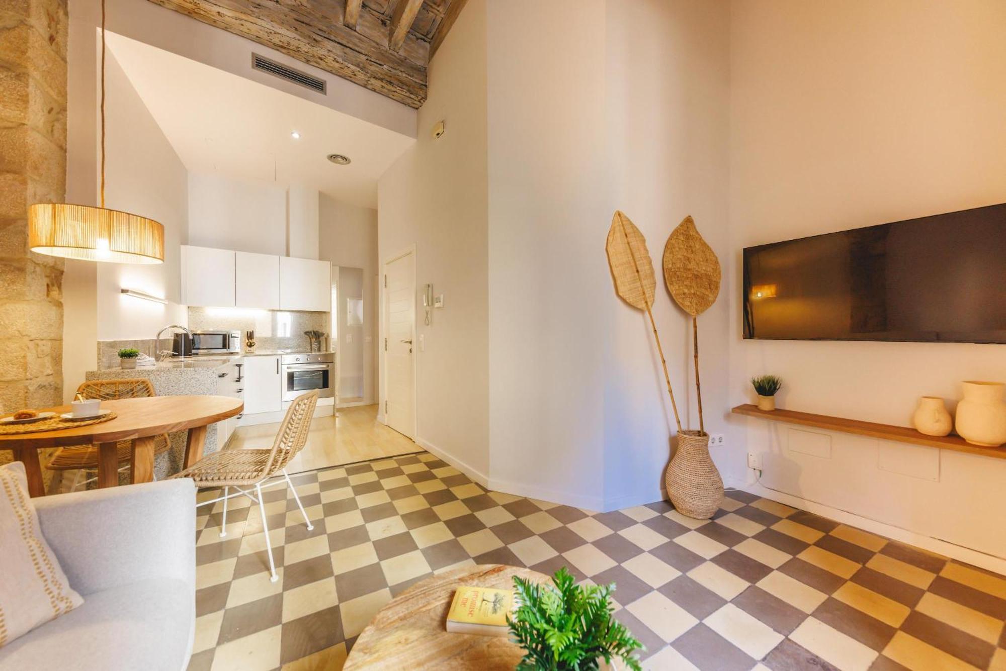Bravissimo Calderers La Lleona, Heart Of The Barri Vell Appartement *